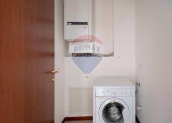 Lavanderia - Appartamento Via S. Eleuterio Martire
 
19, Cupramontana - foto 15