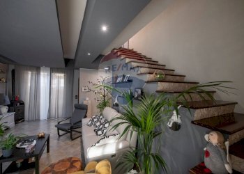 Soggiorno - Villa a Schiera via umbria
 
15, Montemarciano - foto 27