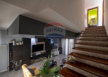 Scale - Villa a Schiera via umbria
 
15, Montemarciano - foto 28