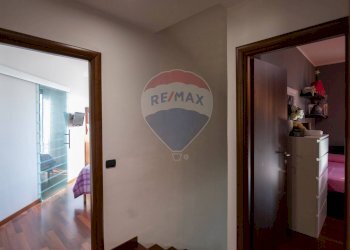 Hall / corridoio - Villa a Schiera via umbria
 
15, Montemarciano - foto 30