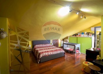 Camera / camera da letto - Villa a Schiera via umbria
 
15, Montemarciano - foto 41