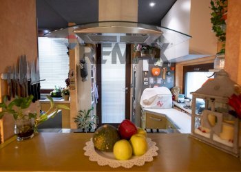 Cucina - Villa a Schiera via umbria
 
15, Montemarciano - foto 18