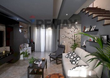Soggiorno - Villa a Schiera via umbria
 
15, Montemarciano - foto 25