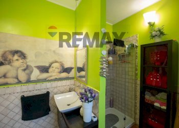 Bagno - Villa a Schiera via umbria
 
15, Montemarciano - foto 38