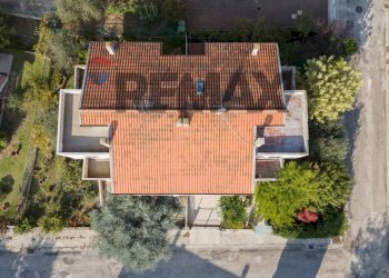 Casa all\'aperto - Villa a Schiera via umbria
 
15, Montemarciano - foto 51