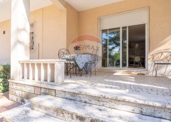 Terrazza - Villa Via della Figuretta
 
3, Jesi - foto 6