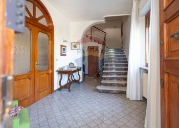 Scale - Villa Via della Figuretta
 
3, Jesi - foto 8