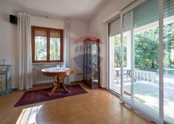 Sala da pranzo - Villa Via della Figuretta
 
3, Jesi - foto 16