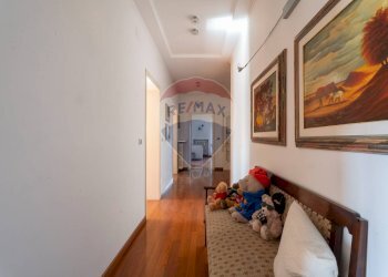 Hall / corridoio - Villa Via della Figuretta
 
3, Jesi - foto 48