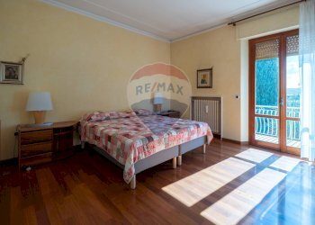 Camera / camera da letto - Villa Via della Figuretta
 
3, Jesi - foto 49