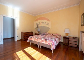 Camera / camera da letto - Villa Via della Figuretta
 
3, Jesi - foto 51