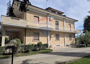 Casa all\'aperto - Villa Via della Figuretta
 
3, Jesi - foto 75
