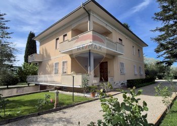 Casa all\'aperto - Villa Via della Figuretta
 
3, Jesi - foto 76