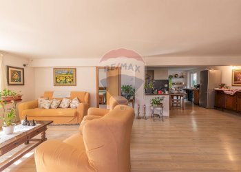 Soggiorno - Independent house Armando Cruciani
6, Serra San Quirico - photo 3