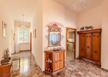 Hall / corridoio - Independent house Armando Cruciani
6, Serra San Quirico - photo 11