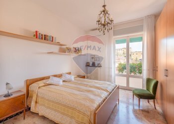 Camera / camera da letto - Independent house Armando Cruciani
6, Serra San Quirico - photo 17