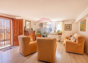 Soggiorno - Independent house Armando Cruciani
6, Serra San Quirico - photo 24