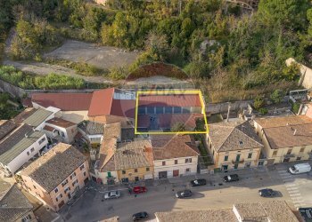 Casa all\'aperto - Box via roma
 
33, Jesi - foto 14