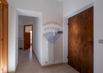 Hall / corridoio - Quadrilocale Corso Giacomo Leopardi
 
16, Cupramontana - foto 4