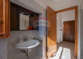 Bagno - Quadrilocale Corso Giacomo Leopardi
 
16, Cupramontana - foto 10