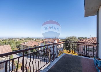 Balcone - Appartamento Viale Gaspare Spontini
 
53, Cupramontana - foto 24