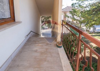 Balcone - Appartamento Viale Gaspare Spontini
 
53, Cupramontana - foto 27