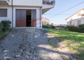 Casa all\'aperto - Appartamento Viale Gaspare Spontini
 
53, Cupramontana - foto 30