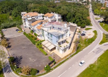 Edificio all\'aperto - Commercial Premises Via Marina
 
5, Ravenna - photo 3