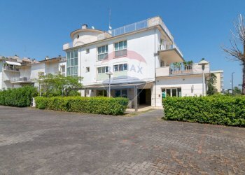 Casa all\'aperto - Commercial Premises Via Marina
 
5, Ravenna - photo 26