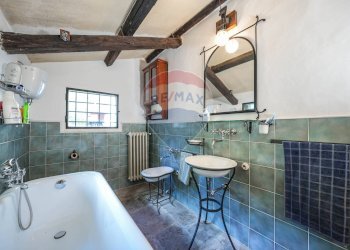 Bagno - Rustico PODERE MORETA PARROCCHIA SANTA MARIA IN GIRONE
 
24, Portico e San Benedetto - foto 19