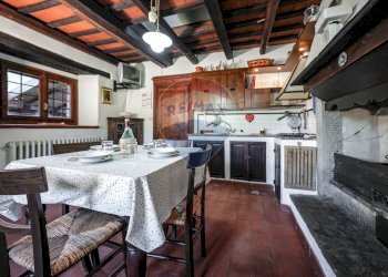 Sala da pranzo - Rustico PODERE MORETA PARROCCHIA SANTA MARIA IN GIRONE
 
24, Portico e San Benedetto - foto 23