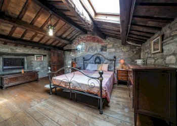 Camera / camera da letto - Rustico PODERE MORETA PARROCCHIA SANTA MARIA IN GIRONE
 
24, Portico e San Benedetto - foto 38