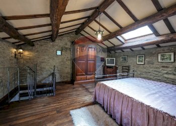 Camera / camera da letto - Rustico PODERE MORETA PARROCCHIA SANTA MARIA IN GIRONE
 
24, Portico e San Benedetto - foto 42