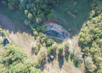 Posizione della mappa - Rustico PODERE MORETA PARROCCHIA SANTA MARIA IN GIRONE
 
24, Portico e San Benedetto - foto 49