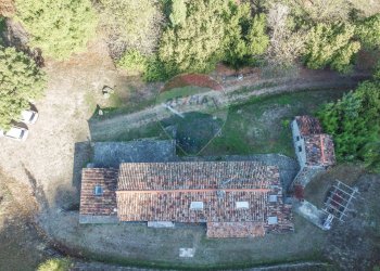 Giardino - Rustico PODERE MORETA PARROCCHIA SANTA MARIA IN GIRONE
 
24, Portico e San Benedetto - foto 52