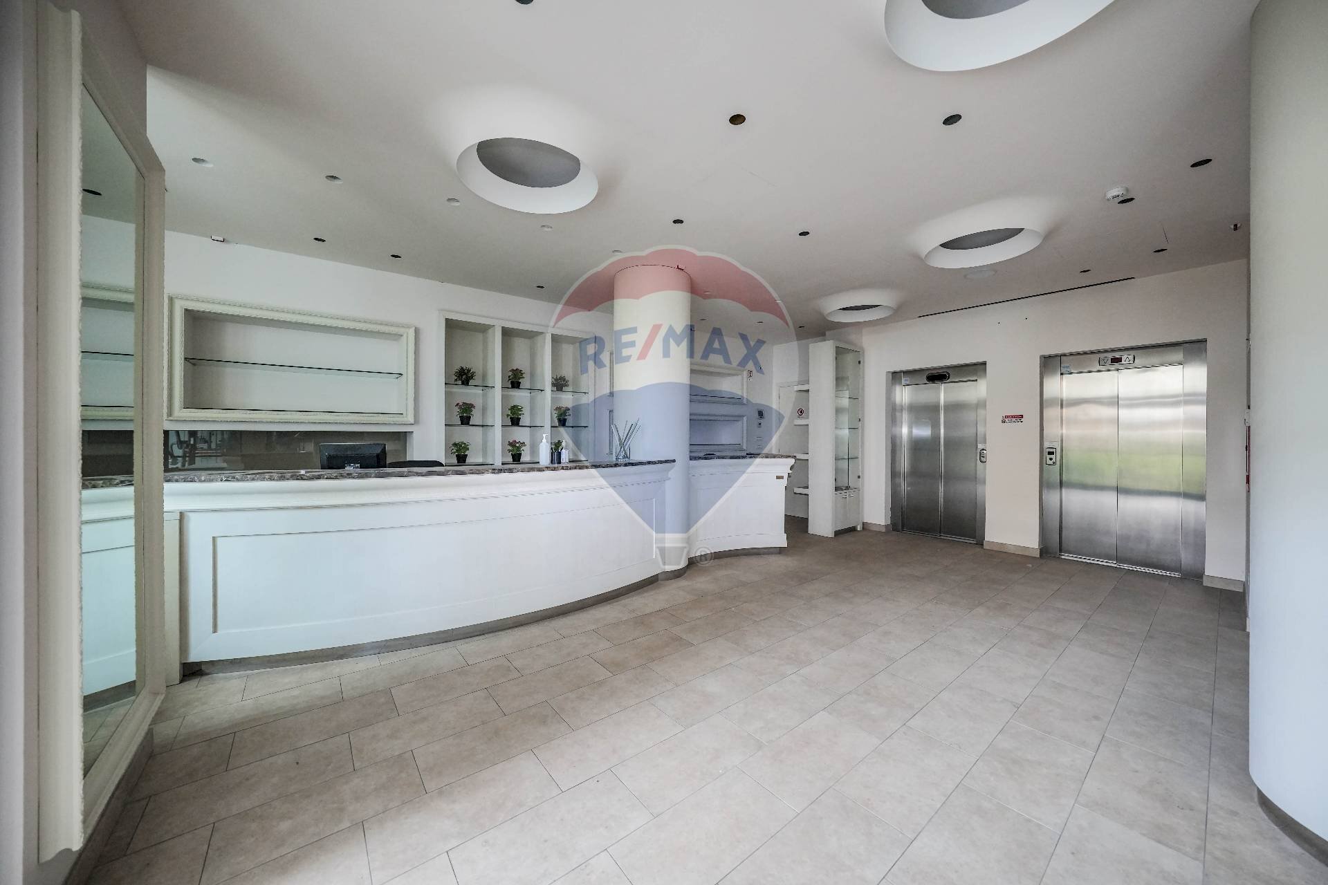 Stanza vuota - Stabile - Palazzo via Casa Morata
 
49, Forlì - foto 3