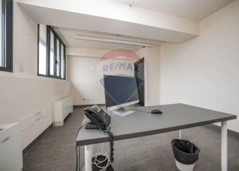 Ufficio - Stable - Palace via Casa Morata
 
49, Forlì - photo 70