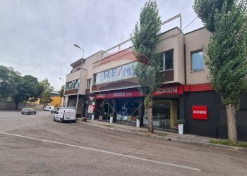 Edificio all\'aperto - Ufficio Viale Italia
 
119, Forlì - foto 19