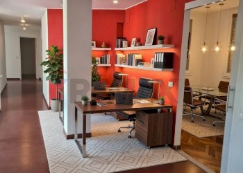 generata con con i.a. - Ufficio Viale Italia
 
119, Forlì - foto 8