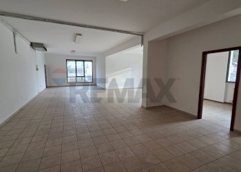 uffici - Capannone VIA BARZANTI
 
11, Forlì - foto 6