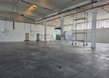 interno - Capannone VIA BARZANTI
 
11, Forlì - foto 10