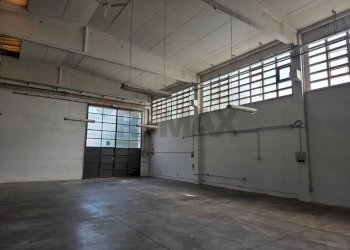 interno - Capannone VIA BARZANTI
 
11, Forlì - foto 14