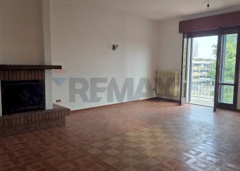 soggiorno - Capannone VIA BARZANTI
 
11, Forlì - foto 21