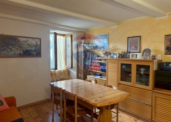 Sala da pranzo - Appartamento via casentinese
 
5, Verghereto - foto 2