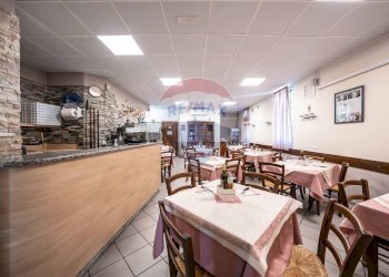 Sala da pranzo - Commercial Premises via Brando Brandi
 
34, Forlì - photo 1