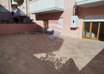 Terrazza - Trilocale via Santa Barbara
 
127, Nettuno - foto 9