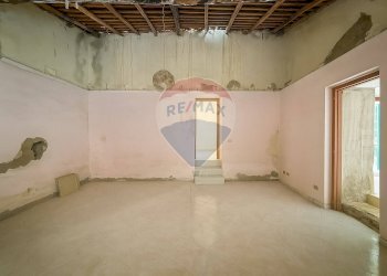 Stanza vuota - Casa indipendente Via Salimbene
 
1, Giarre - foto 17