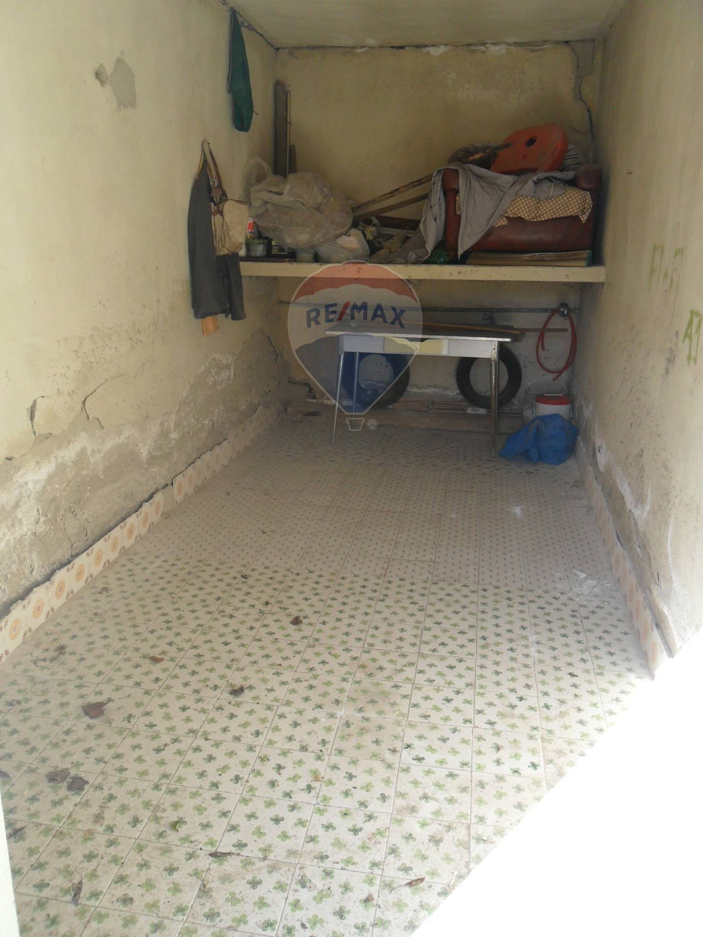 Box - Box Via F. Paladini
18, Caltanissetta - foto 3