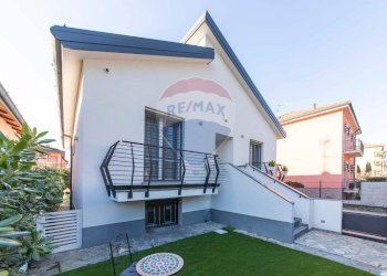 Casa all\'aperto - Villa Arese - foto 1