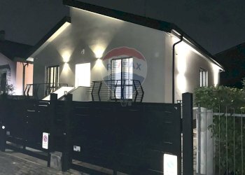 Casa all\'aperto - Villa Arese - foto 43